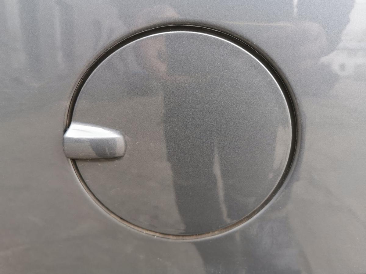 Opel Zafira B Tankklappe Tankdeckel Tankverschluss Z155 Moonland grau met
