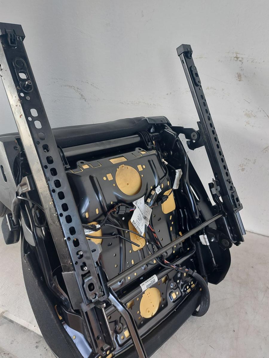 VW Passat 3C B7 Variant Sitz vorne rechts Alcantara Beifahrersitz Heizung