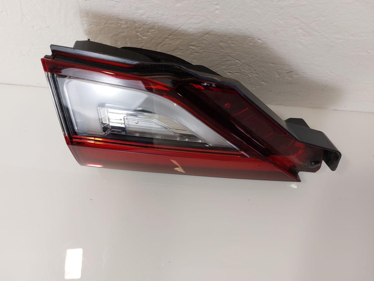 Mitsubishi Eclipse Cross GK0 ab21 R&uuml;ckleuchte rechts Innenteil Heckleuchte OEM