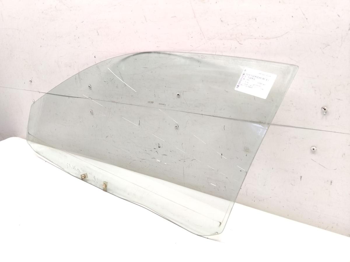 Mitsubishi Colt CJ0 T&uuml;rscheibe vorn links 3-T&uuml;rer gr&uuml;ncolor Bj.1999