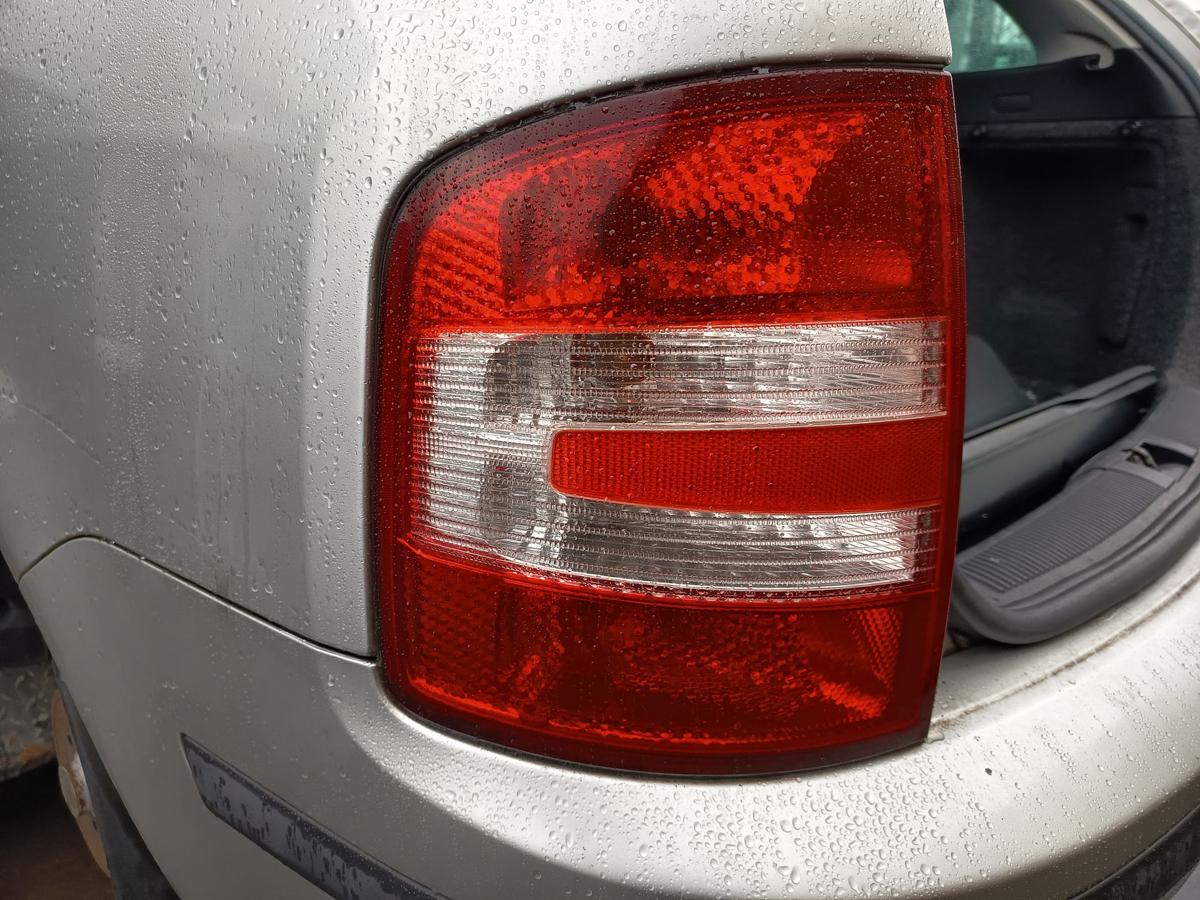 Skoda Fabia I 6Y original R&uuml;ckleuchte links Heck Schluss Licht Kombi Bj 2005