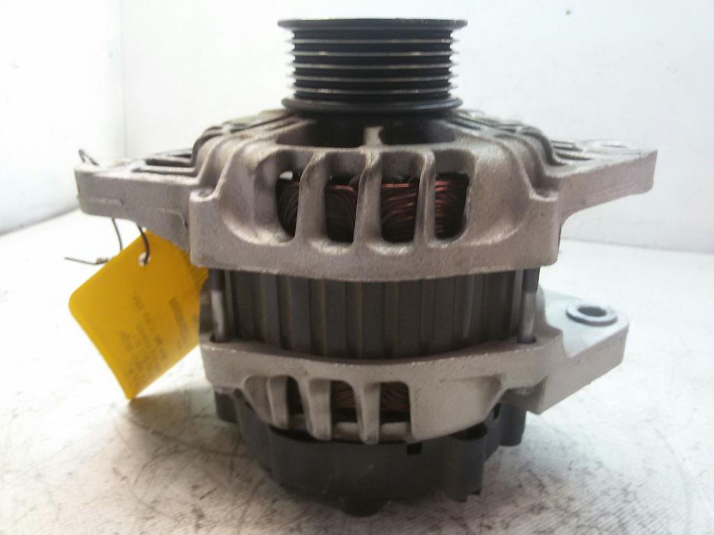 Hyundai I20 373002B101 Lichtmaschine Generator 90A 1.4 74kw G4FA BJ2009