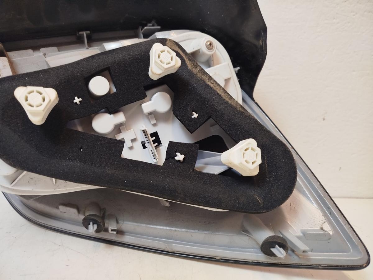 Opel Astra H Caravan Rückleuchte links Rücklicht Heckleuchte Kombi Schlusslicht