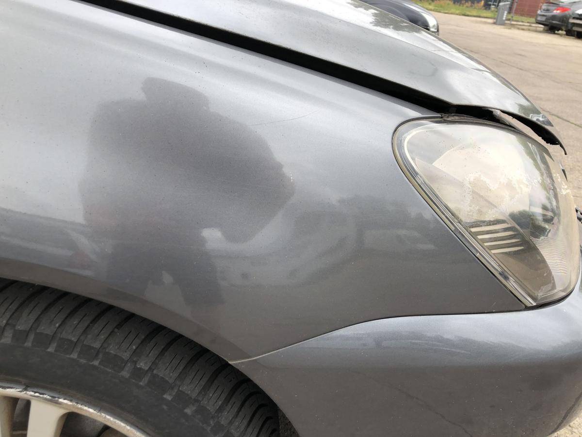 Mitsubishi Lancer CS0 Kotfl&uuml;gel rechts Beifahrer Seitenwand A39B Graphitgrau