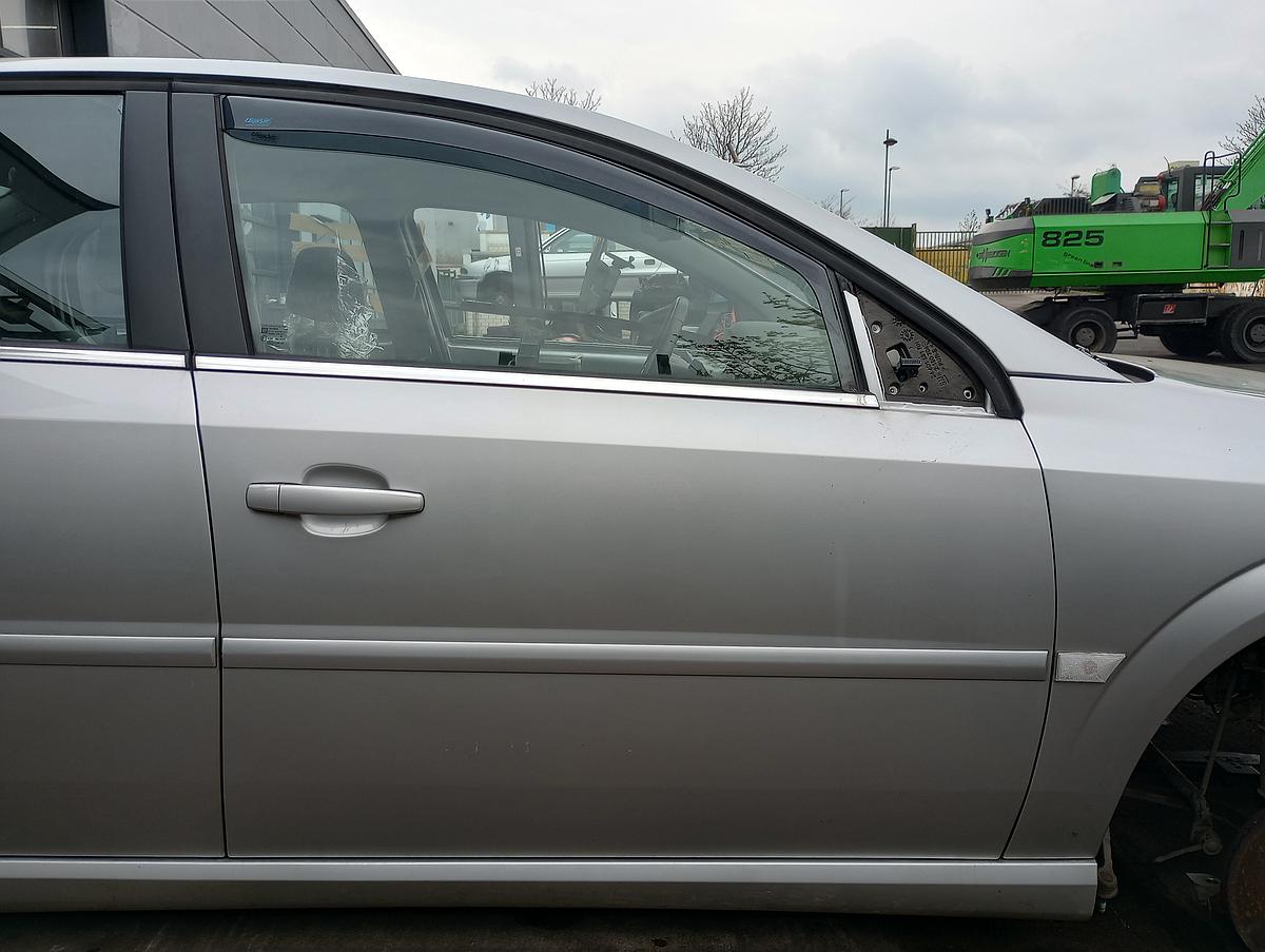 Opel Vectra C orig Tür vorn rechts Z157 Starsilber Bj 2008