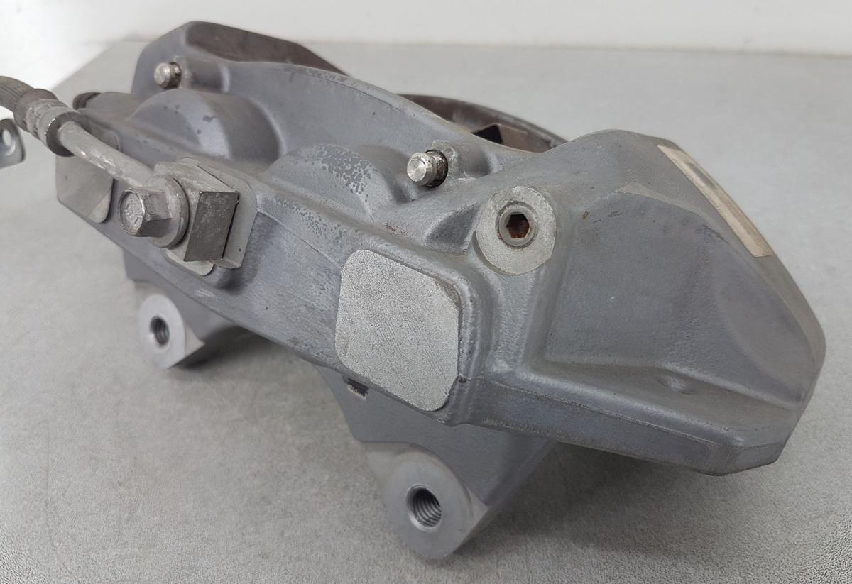 Tesla Model 3 Bremssattel vorn rechts Bj2019 1044622-00-D Dualmotor