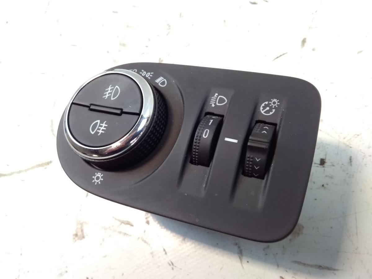 Opel Combo E original Lichtschalter Bj.2023