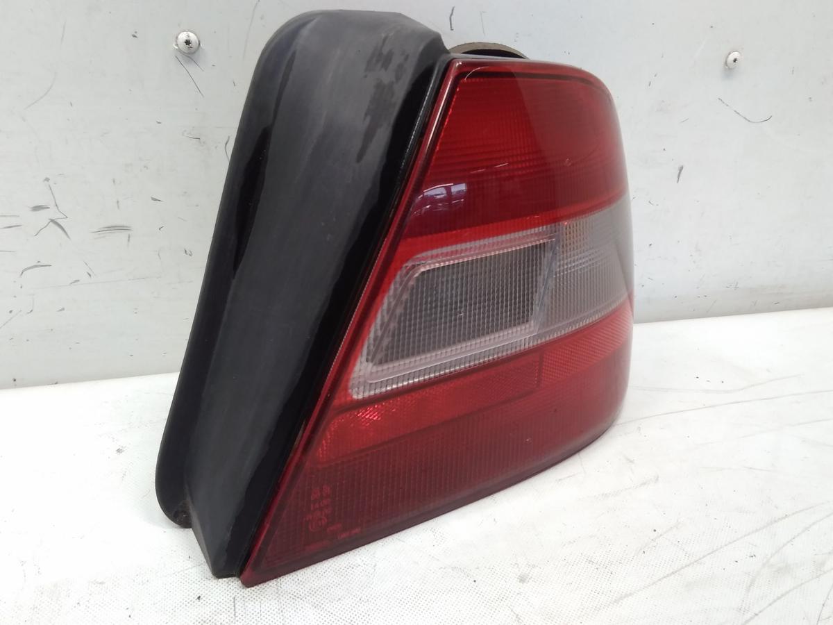 Honda Civic MB2 orig.R&uuml;ckleuchte Heckleuchte rechts 5trg.Flie&szlig;heck Facelift BJ98