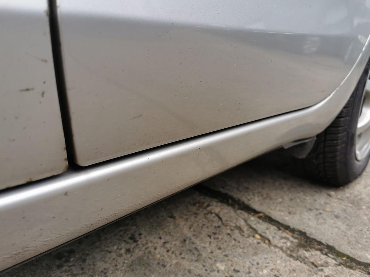 Toyota Yaris XP9 Tür Autotür Fondtür Rohbautür hinten links 1E7 Silver Pearl Met