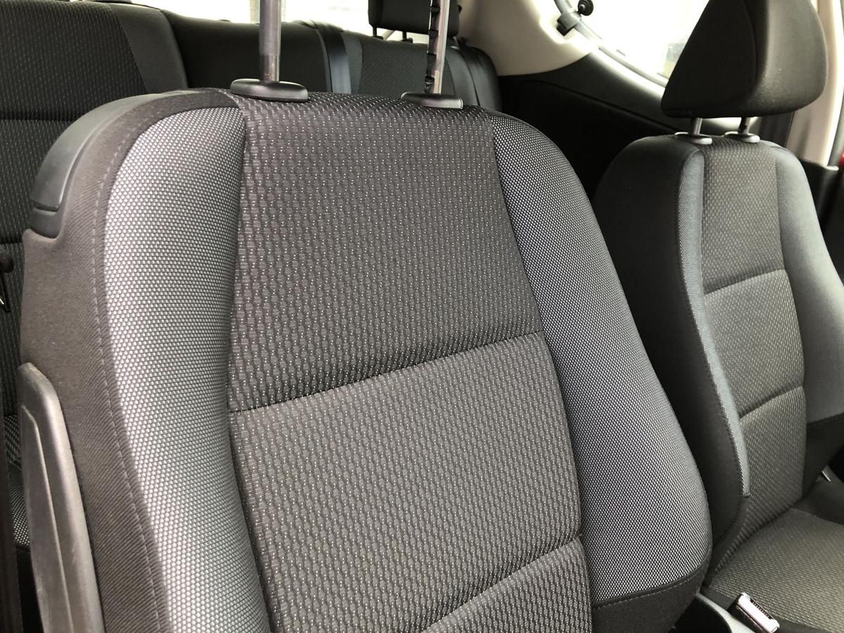 Peugeot 207 WA WC Sitz vorn rechts Beifahrersitz ohne Heizung Autositz Stoff