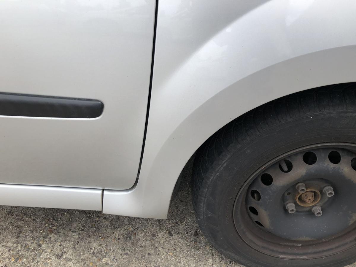 Renault Twingo 2 II Kotfl&uuml;gel vorn rechts Beifahrerseite TED69 Gris Platine Met