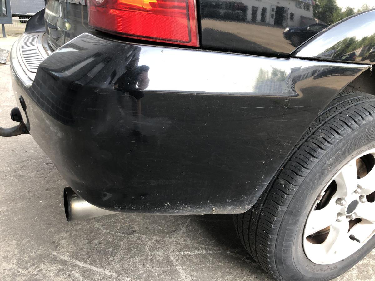 Mazda Tribute EP ab 2004 Stoßfänger hinten Heckschürz AHK Ausschnitt schwarz