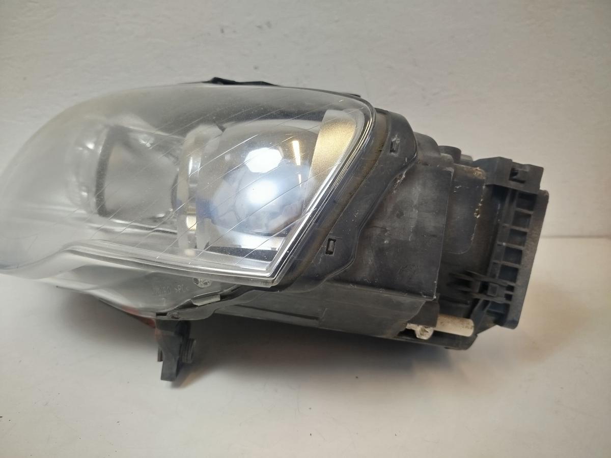 VW Passat 3C B6 Variant Scheinwerfer links Xenon Valeo Kurvenlicht OEM