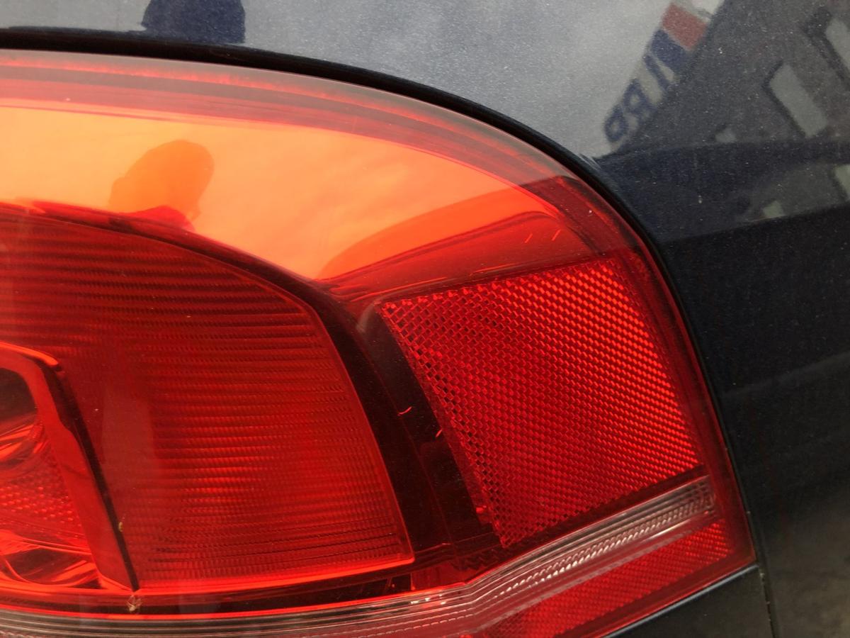 VW Passat 3C B7 Variant R&uuml;ckleuchte rechts au&szlig;en Ecke R&uuml;cklicht nicht LED