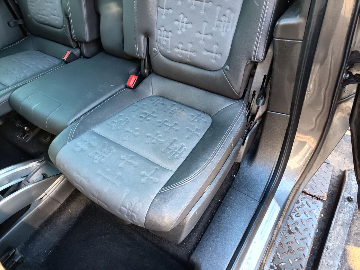 Opel Meriva B original Sitz hinten links Teilleder Baujahr 2012