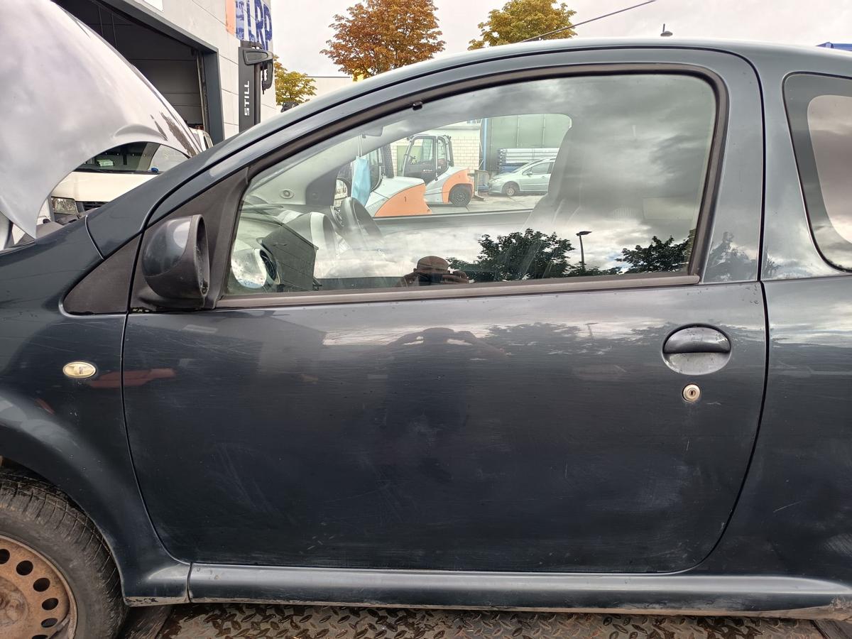 Toyota Aygo I 3t&uuml;rer original T&uuml;r links Fahrer 1E0 Rauchgrau Bj 2005