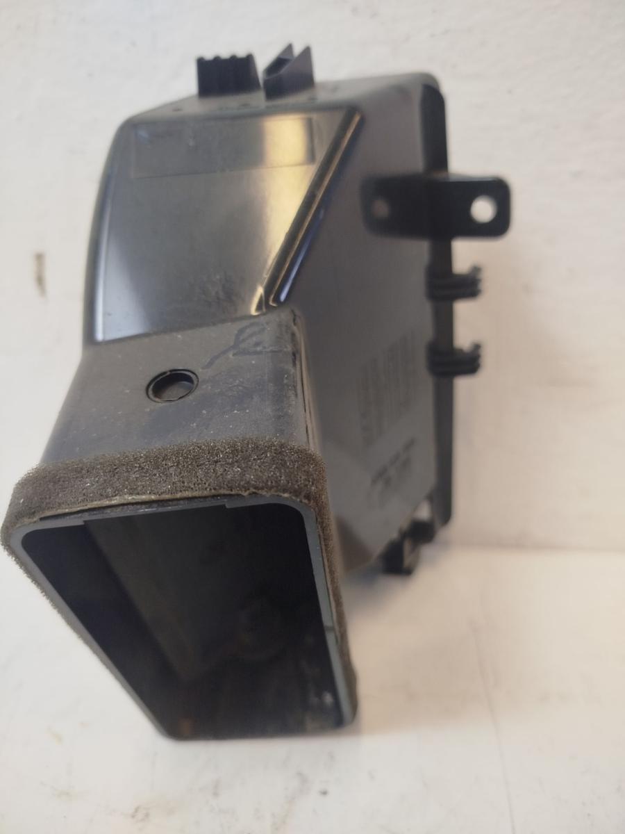 VW Crafter 35 2E Kasten Luftd&uuml;se Mittelkonsole rechts Luftdusche Ausstr&ouml;mer