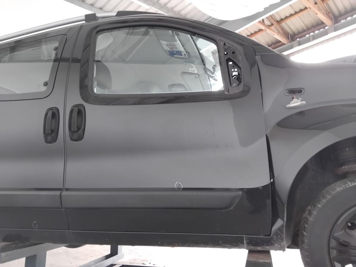 Fiat Qubo 225 orig T&uuml;r vorn rechts Beifahrert&uuml;r schwarzmetallic 632 Nero BJ2010