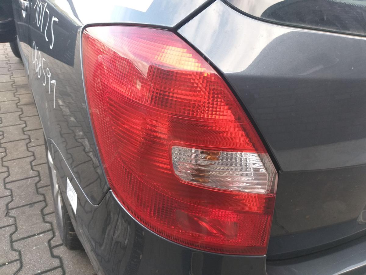 Skoda Fabia 2 5J original Rücklicht Rückleuchte Schlussleuchte links Bj.2009