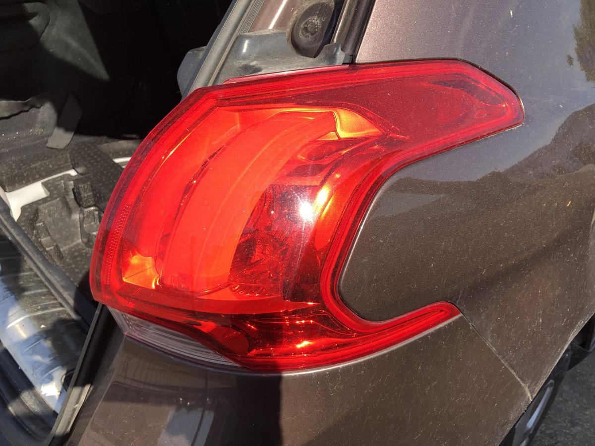 Peugeot 2008 I CU Rückleuchte rechts außen Ecke Rücklicht bis 2016 Heckleuchte