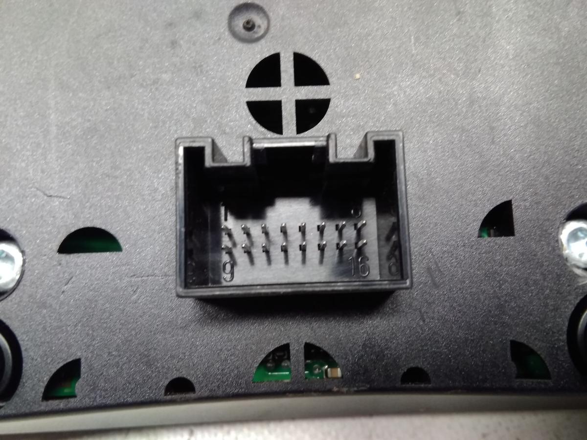 Audi A6 C6 4F Bedieneinheit MMI Mittelkonsole 4F1919610K 900251890001 BJ2004