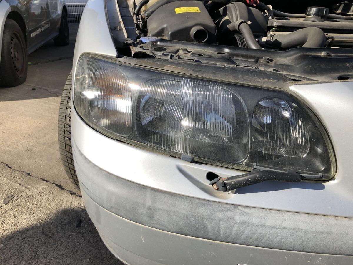Volvo S60 Typ P24 Scheinwerfer rechts Hauptscheinwerfer Halogen OEM Valeo