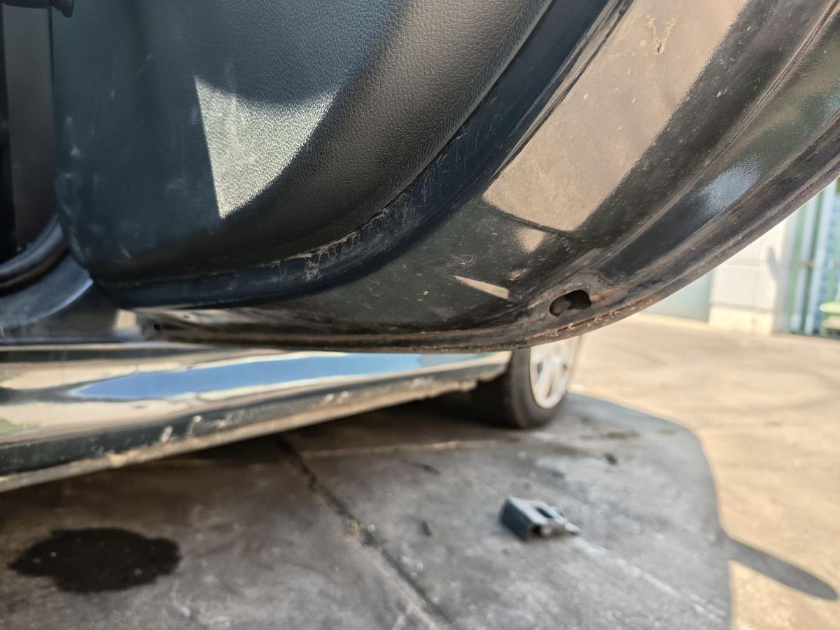 Peugeot 206+ orig Tür hinten rechts 5türer KTG Grau Hurricane Bj 2009