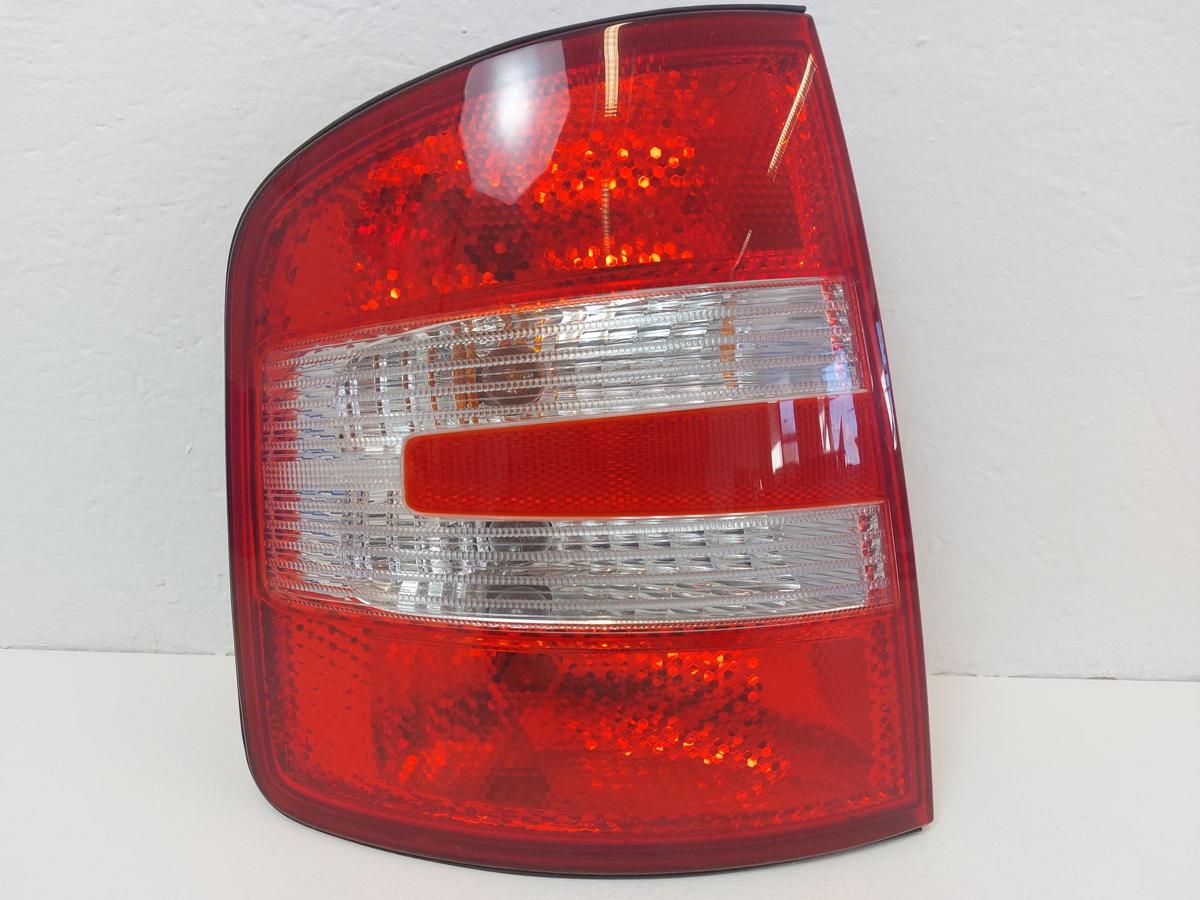 Skoda Fabia 6Y Combi Rückleuchte links Heckleuchte Kombi Facelift Schlussleuchte