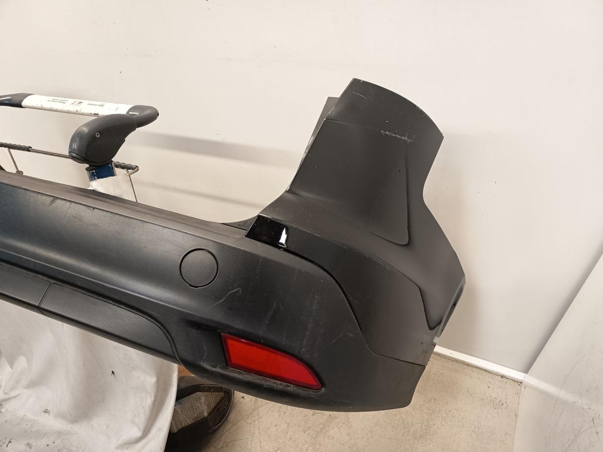 Ford Focus III Kombi orig Stoßstange hinten Panther-Schwarz vor Facelift Bj 2014