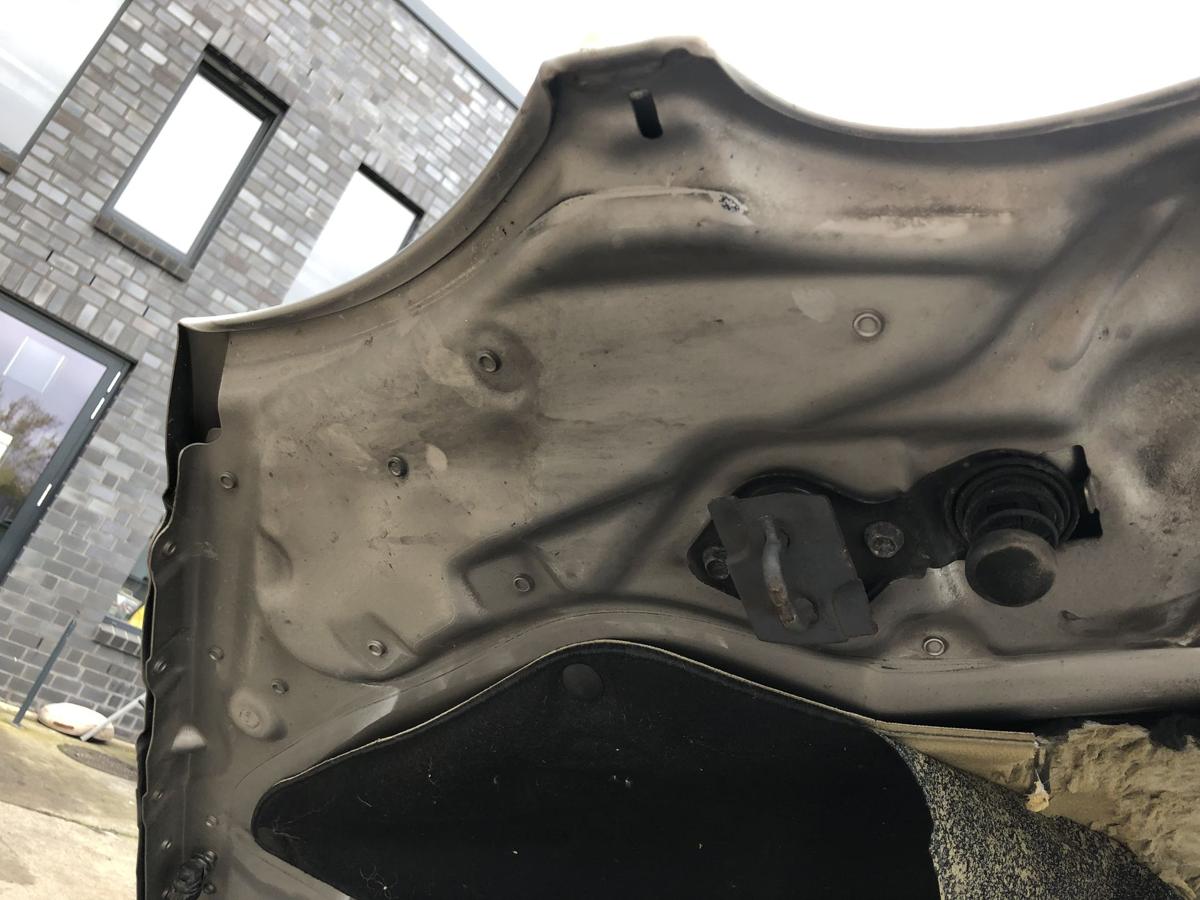 Mercedes W211 Limo E Klasse Motorhaube Haube Klappe vor Mopf 723 Cubanitsilber