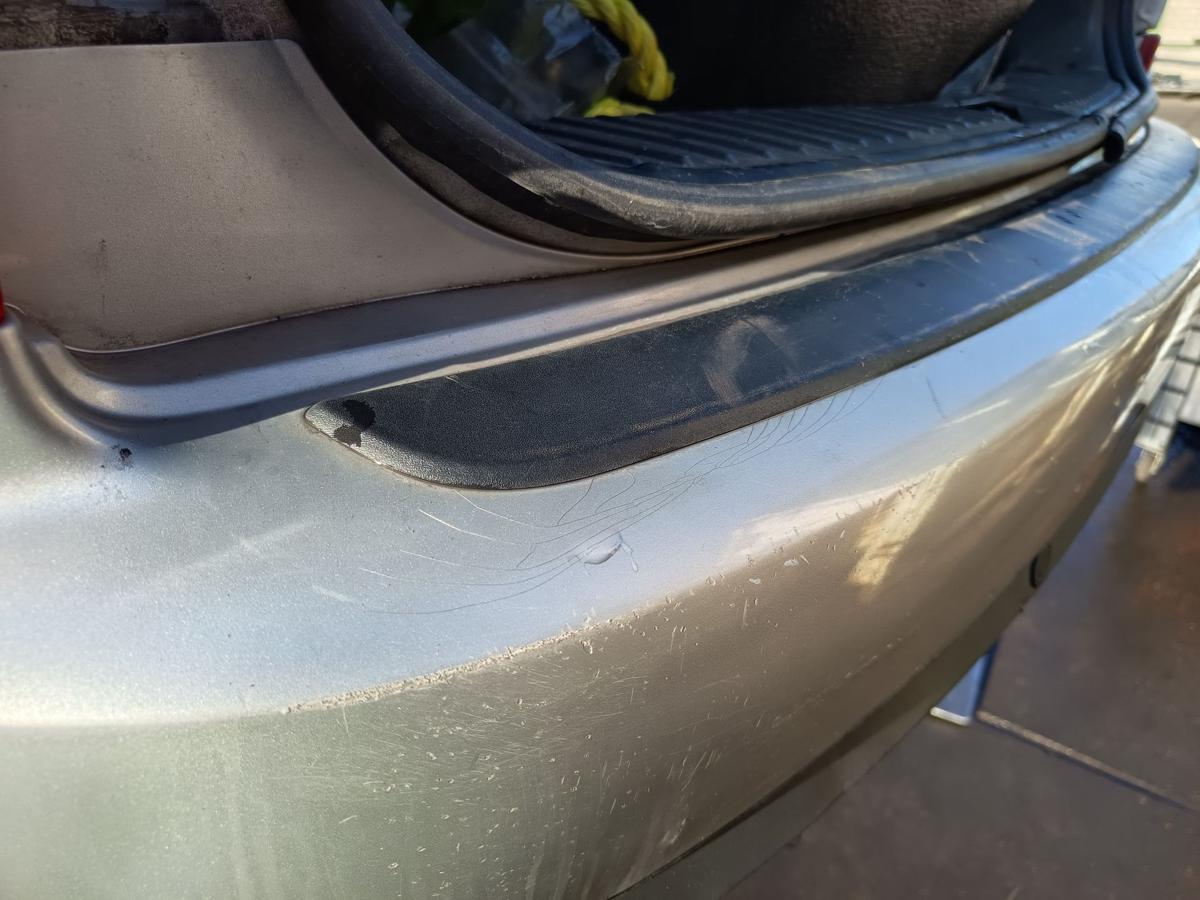 Ford Focus C-Max original Sto&szlig;stange F&auml;nger hinten/Heck Polarsilber Bj 2006