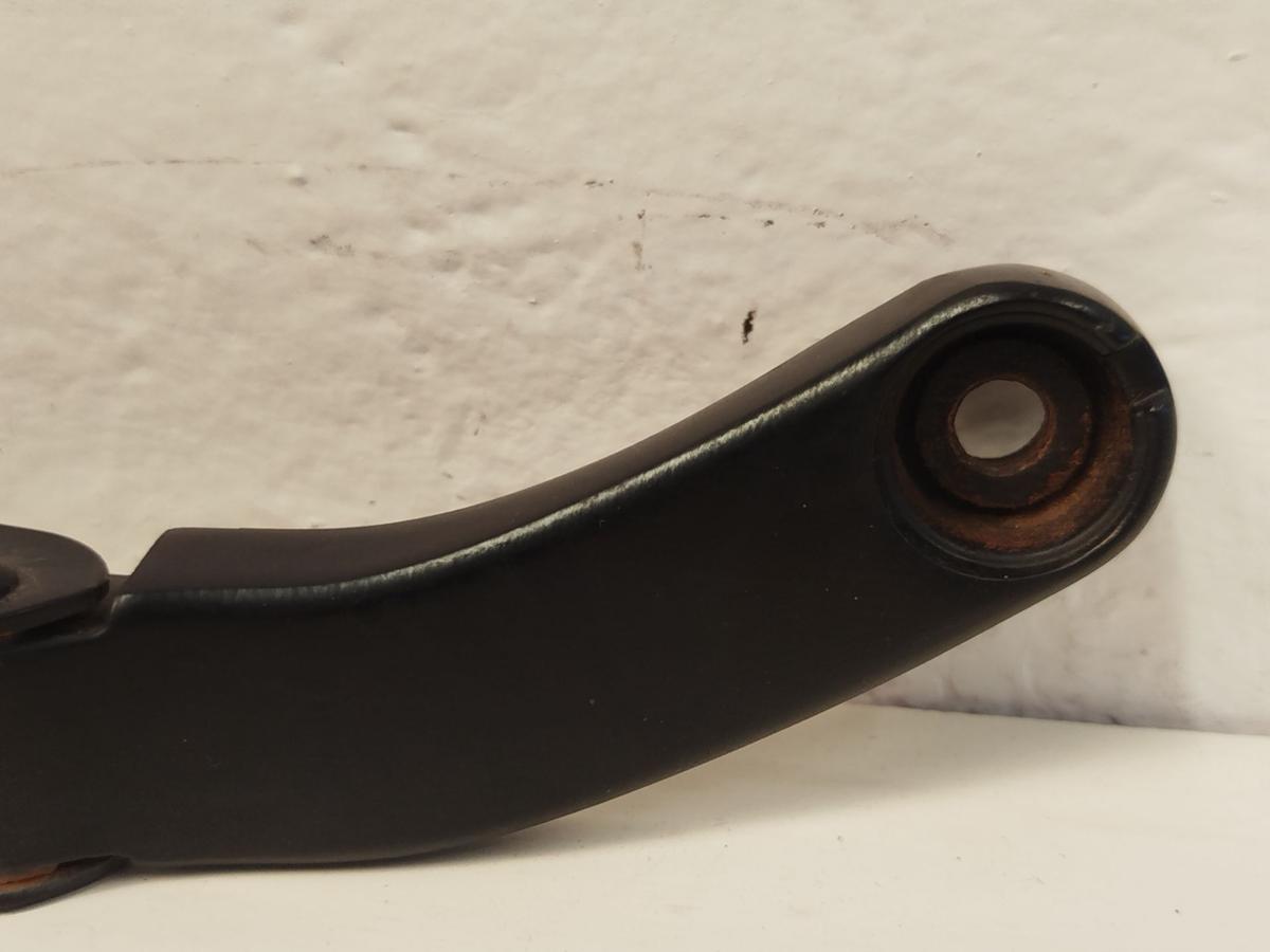 Audi A5 8T Coupe Wischerarm vorn links Scheibenwischerarm Fahrerseite OEM