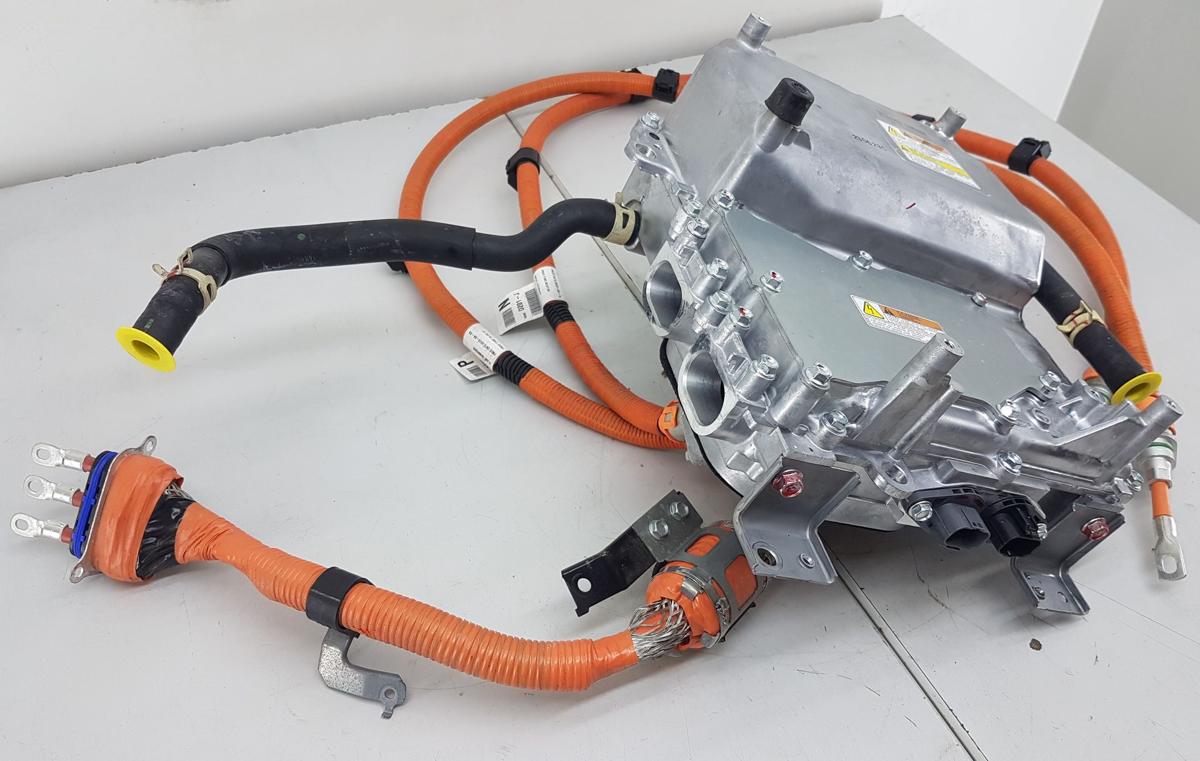 Mitsubishi Eclipse Cross Steuerger&auml;t Elektromotor hinten Bj2023 Inverter