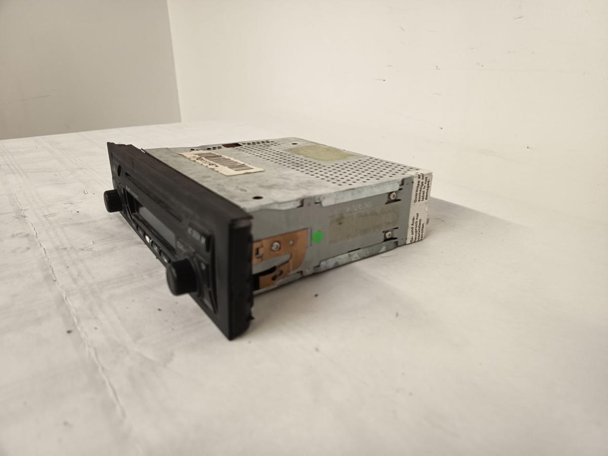Audi A3 8P Sportback original Radio 8P0035186C ohne Code Bj 2006