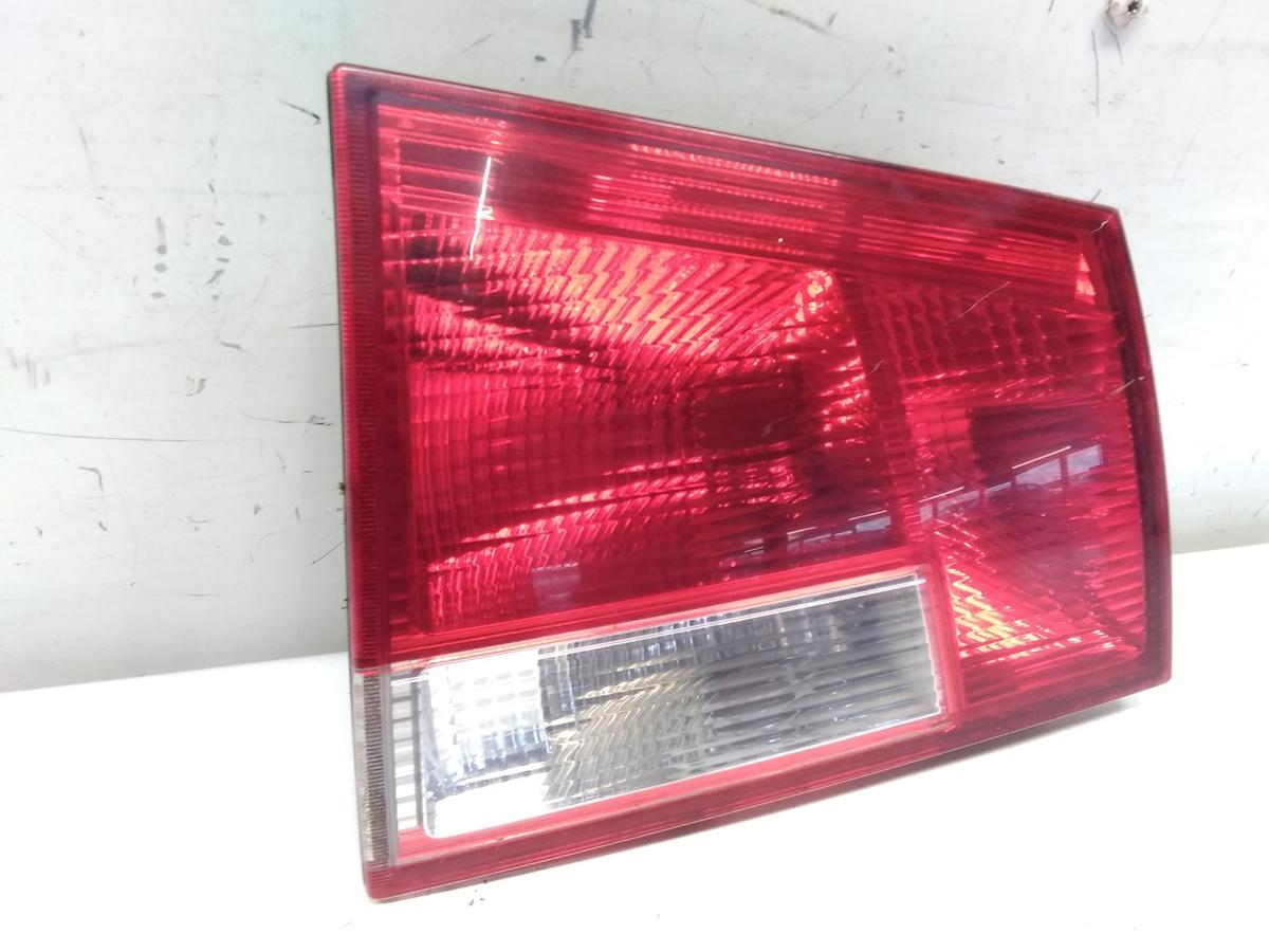 Opel Vecctra C Caravan original R&uuml;ckleuchte Schlussleuchte links innen BJ2005