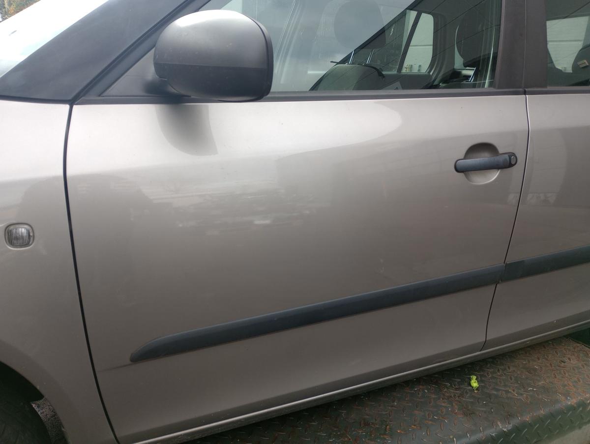 Skoda Fabia II original Tür vorn links Fahrer (Roh) F8H Beige Bj 2010