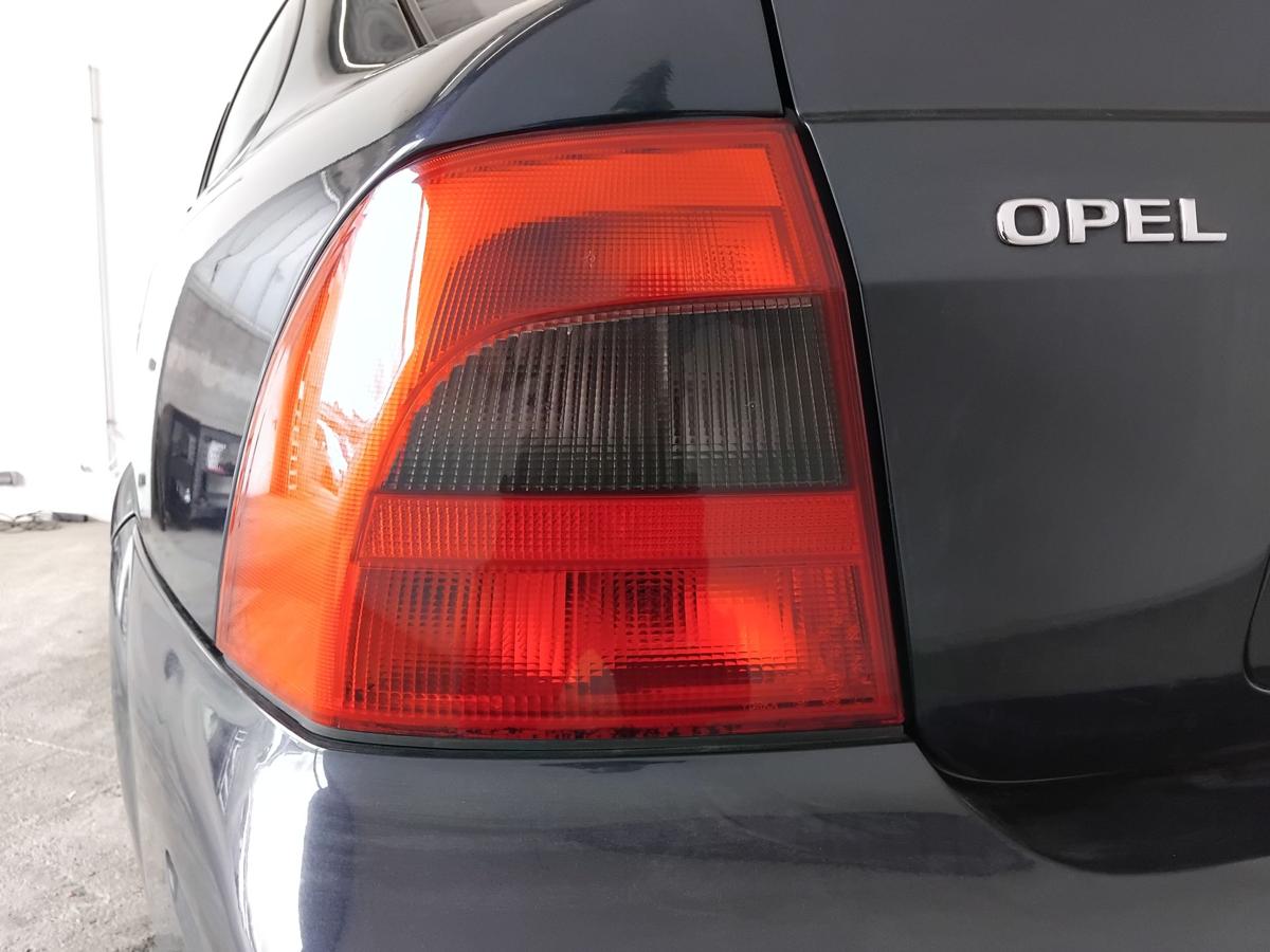 Opel Vectra B Limousine original R&uuml;ckleuchte Heckleuchte links BJ2001 Facelift