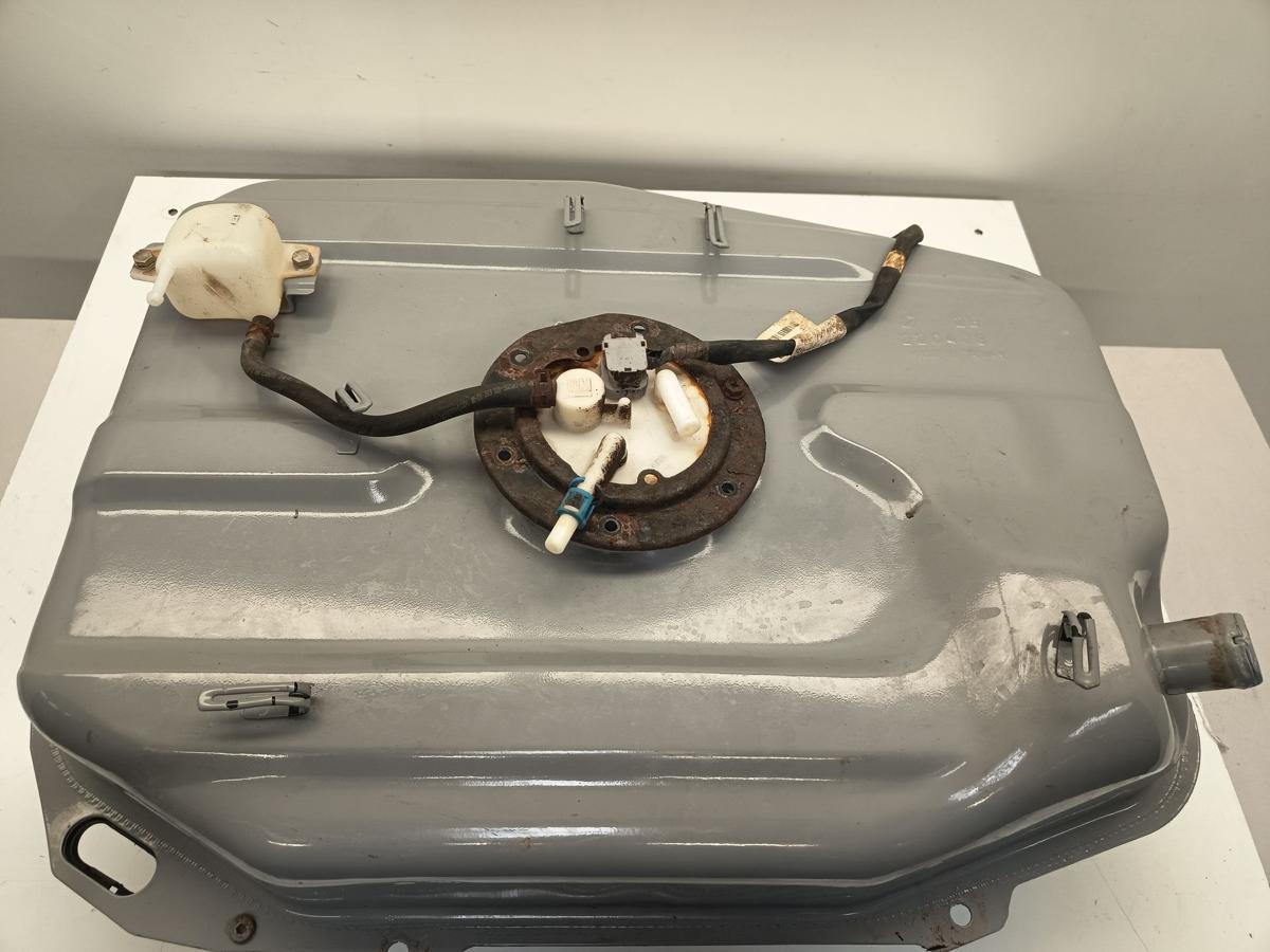 Opel Agila A original Kraftstofftank mit Kraftstoffpumpe Benzin 1,2l 55kW Bj 2003