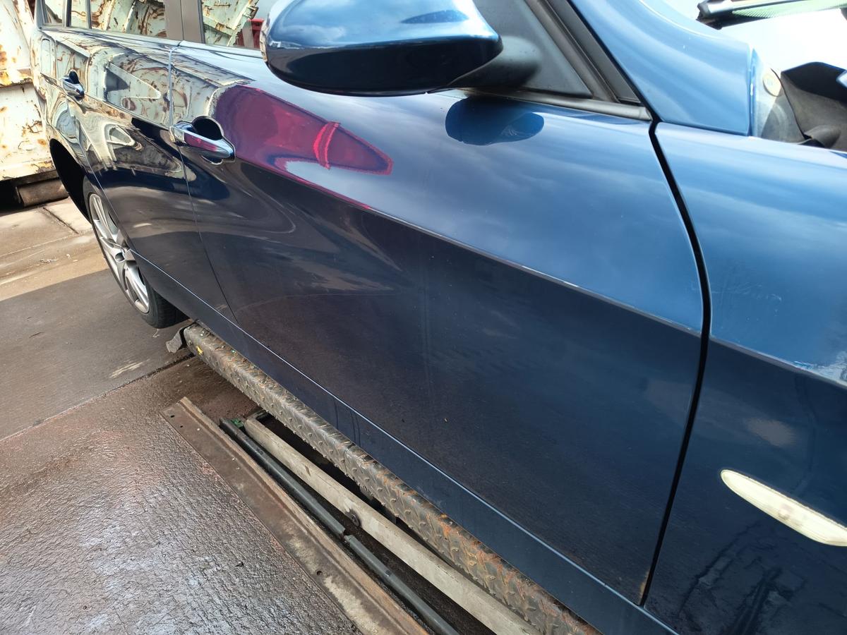 BMW 3er E90/91 original T&uuml;r vorn rechts Beifahrer Roh Rost A07 Mysticblau Bj2006