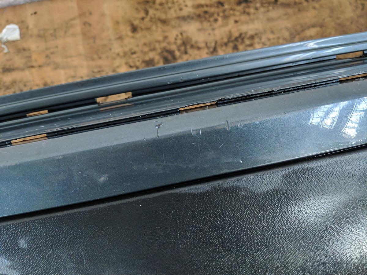 VW Touareg 7L 02-06 Stossfänger hinten mit PDC LD7U grau