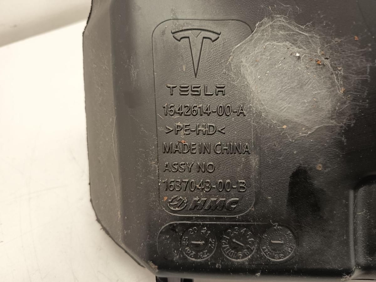 Tesla Model 3 original Wischwasserbeh&auml;lter mit Pumpe 164261500A Baujahr 2022