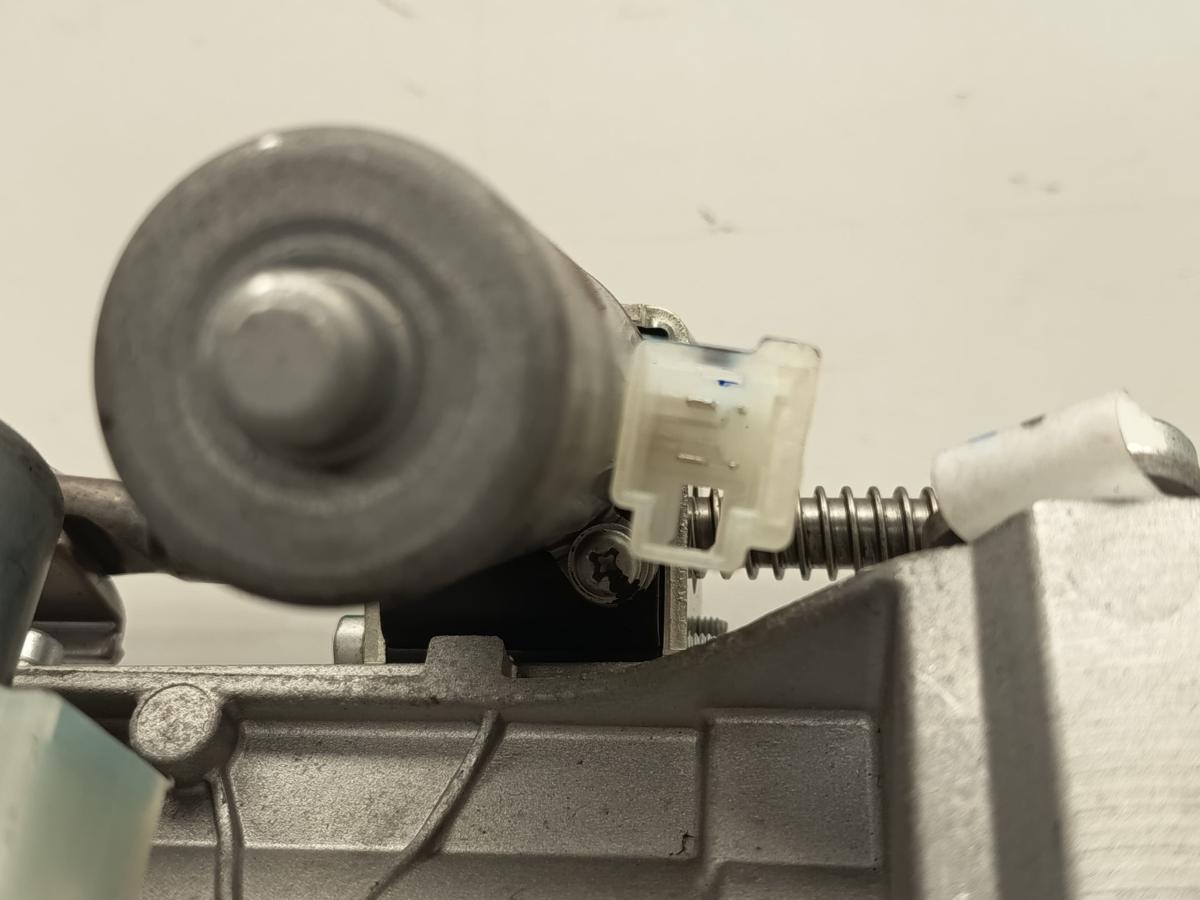 Tesla Model Y original Lenks&auml;ule 43882090108 vorn Baujahr 2025