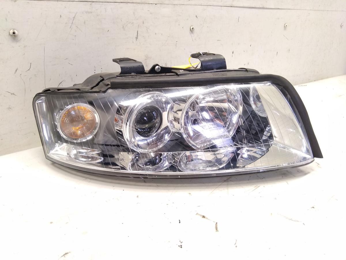 Audi A4 8E Scheinwerfer rechts Halogen mit LWR BJ2004