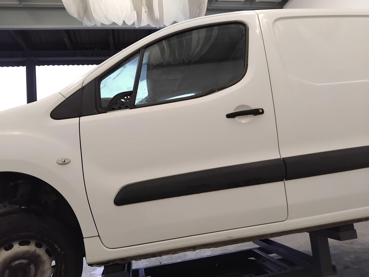 Citroen Berlingo 2 B9 Tür vorn links Fahrertür EWP weiss banqiuse BJ2015