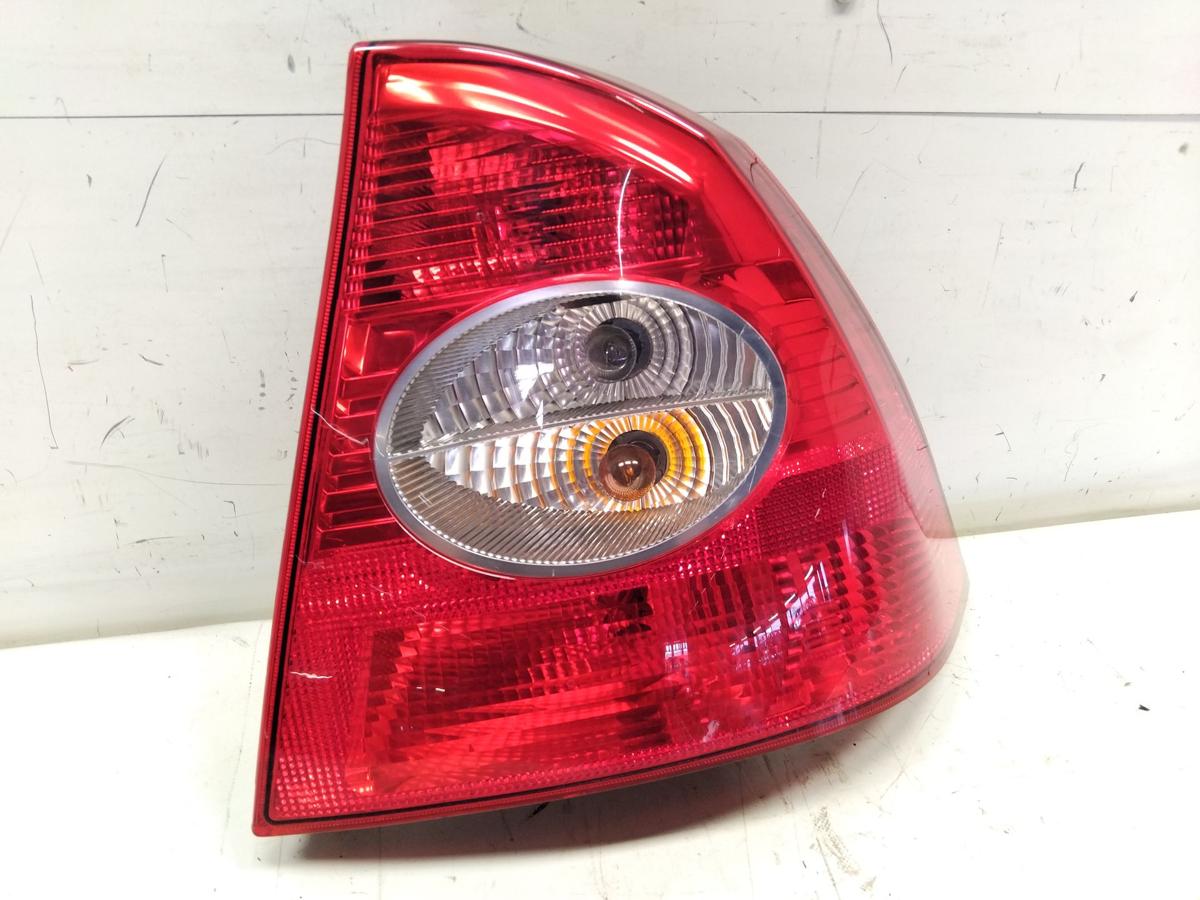 Ford Focus 2 DB3 Stufenheck orig R&uuml;ckleuchte Heckleuchte rechts 4-t&uuml;rig BJ2008
