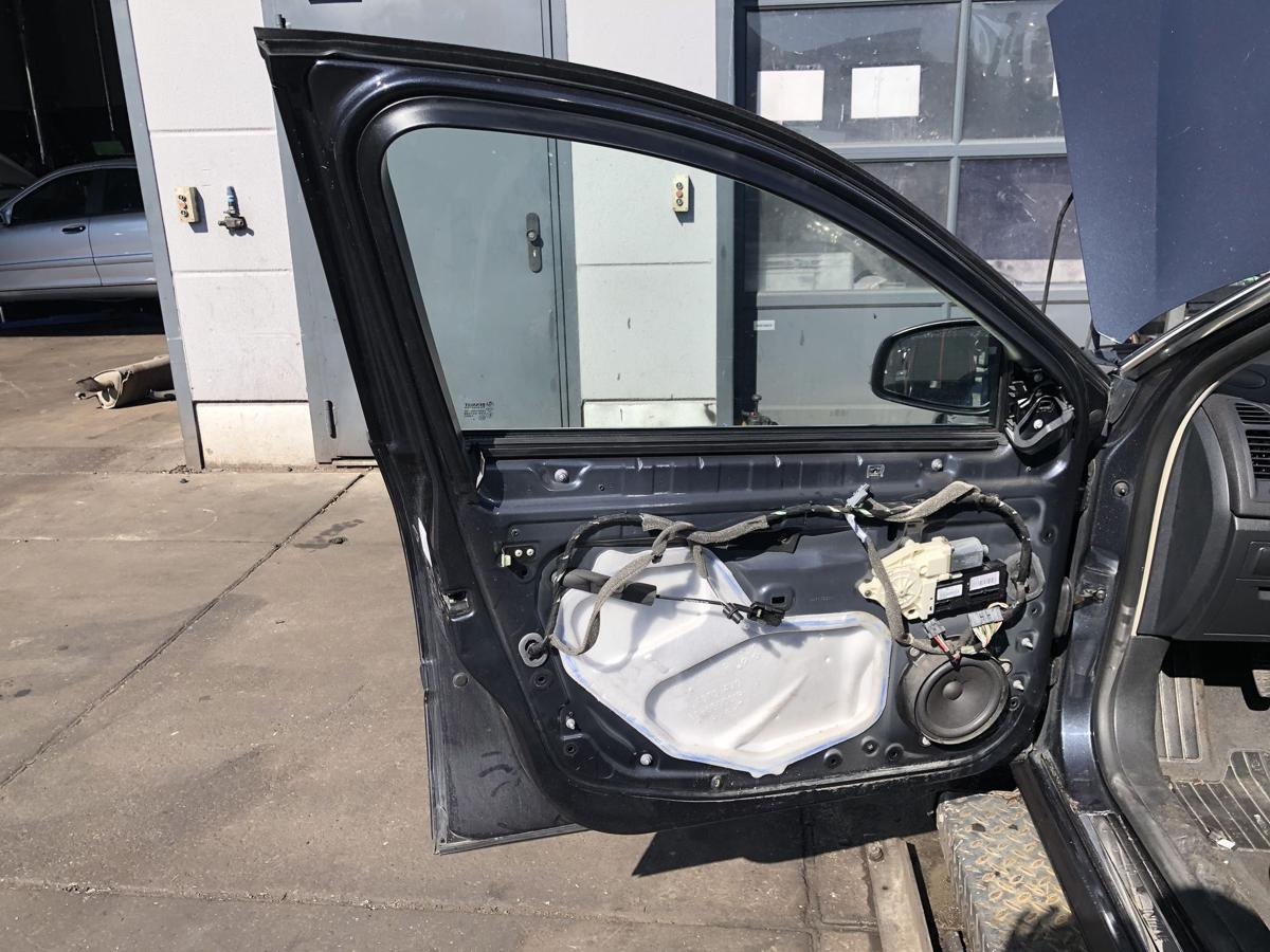 Renault Laguna III original Tür vorn links Fahrer (Roh) B66 Graphitschwarz Bj 10