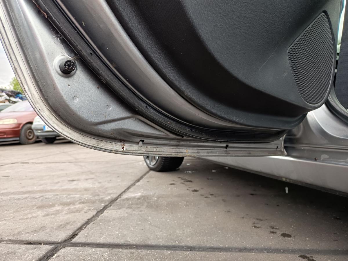 Mazda 6 Kombi GJ orig Tür hinten links 38P Silber met Bj 2015