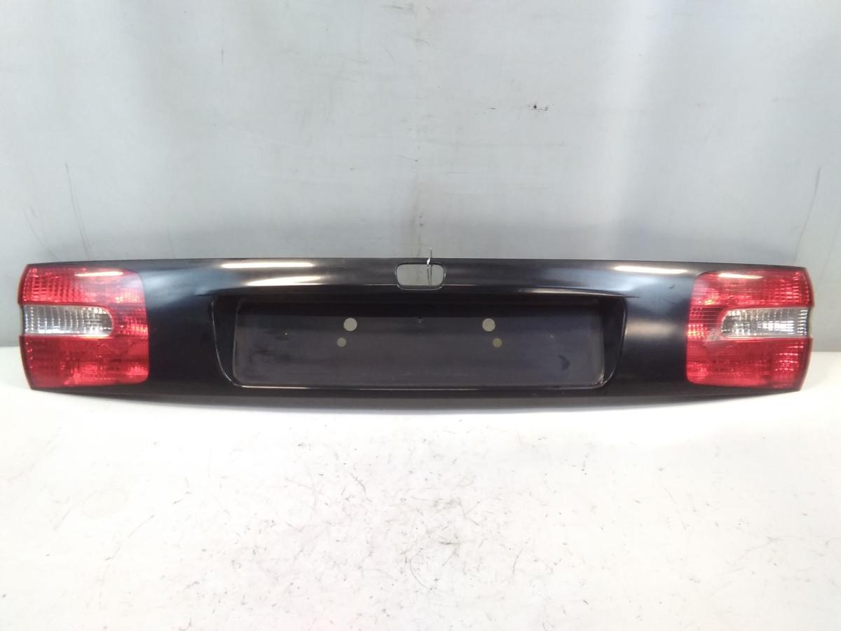 Volvo V40 Kombi original Heckblende Leuchtenband Heckklappe BJ2001 Facelift