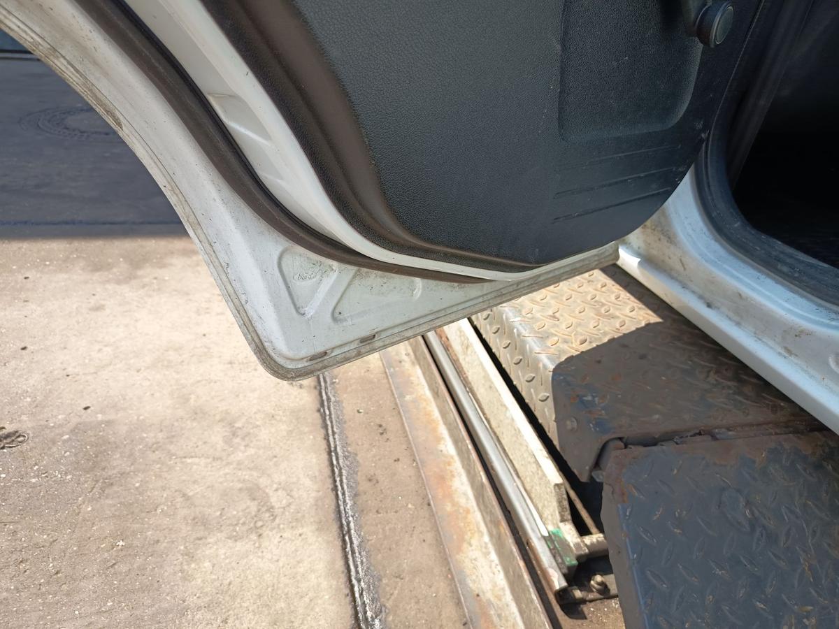 Ford Fusion original T&uuml;r hinten links Frost Wei&szlig; Baujahr 2010