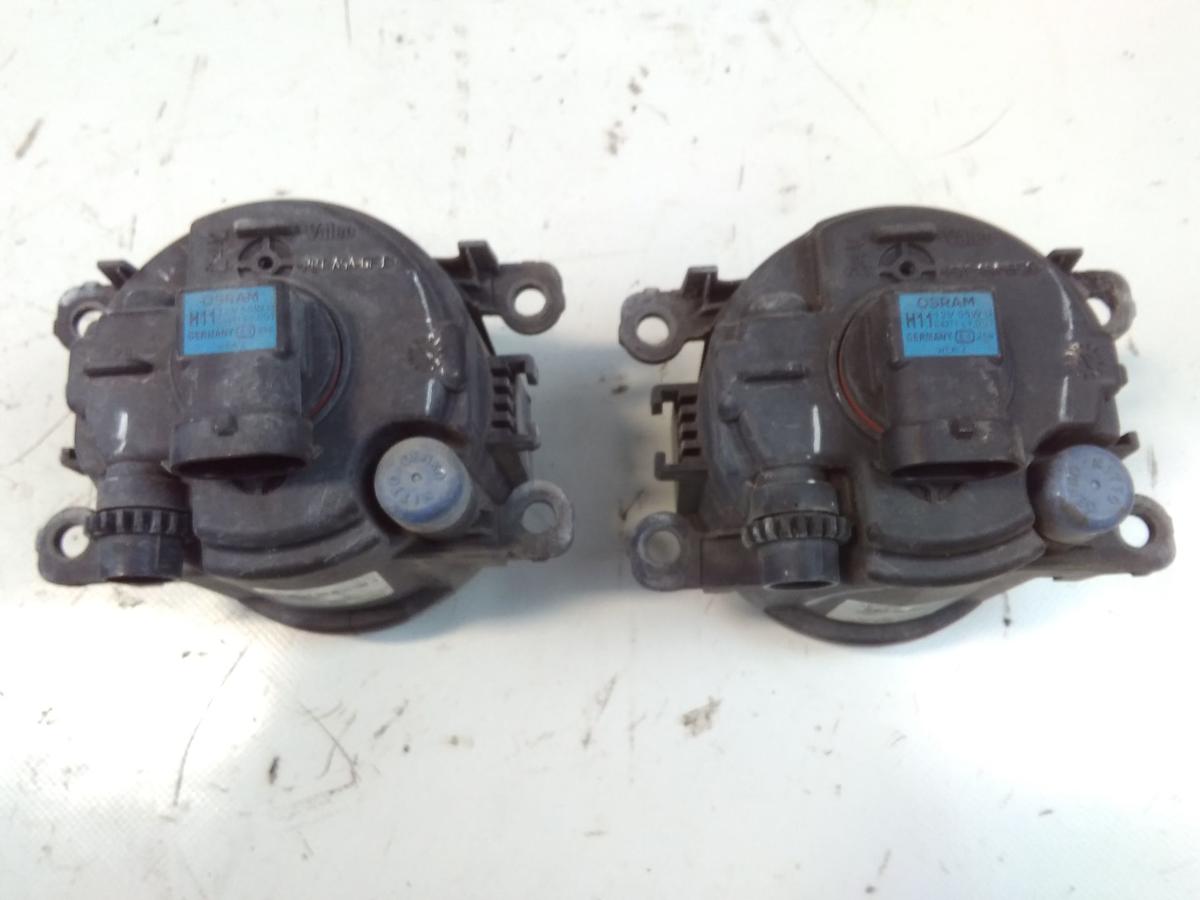 Ford Focus 3 CB8 original Satz Nebelscheinwerfer links+rechts 2N1115201AB BJ2011